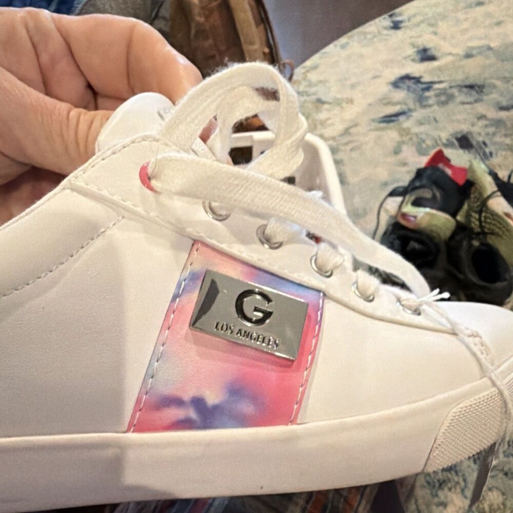 G Los Angeles Women's White Pink Blue Tie-Dye Lace-Up Sneakers GGMOVER11-R